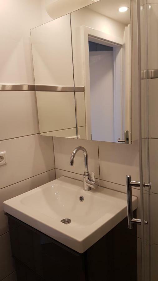 Sonniges Modernes Appartement Hoehenberg Köln Kültér fotó