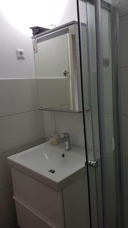 Sonniges Modernes Appartement Hoehenberg Köln Kültér fotó